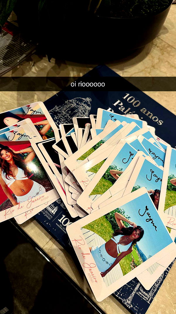 jaynagirl image ~ Altpins