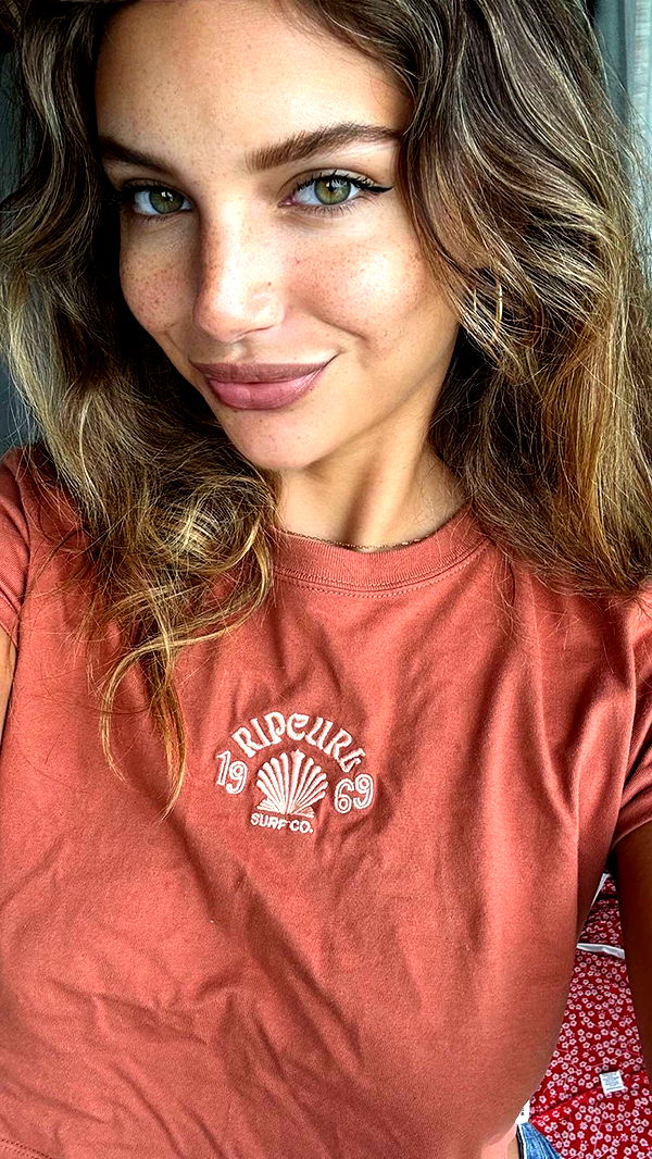 joell_perry image ~ Altpins