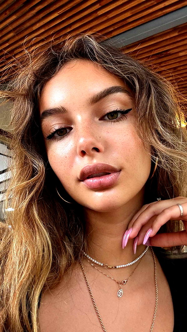 joell_perry image ~ Altpins