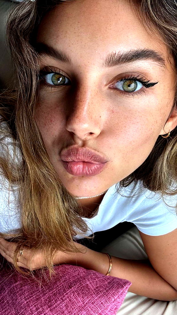 joell_perry image ~ Altpins