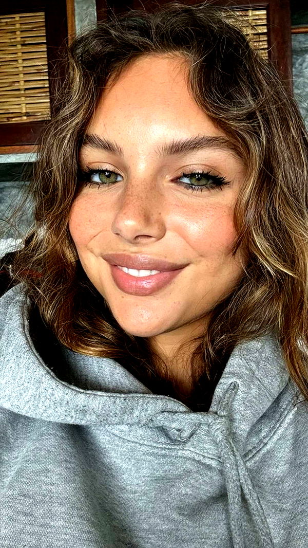 joell_perry image ~ Altpins