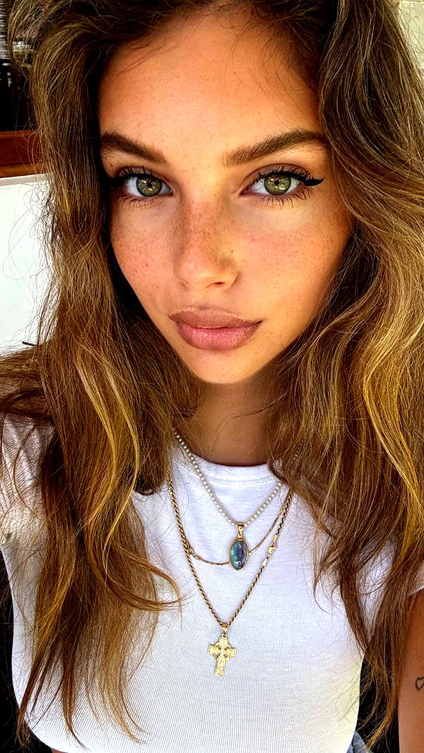 joell_perry image ~ Altpins