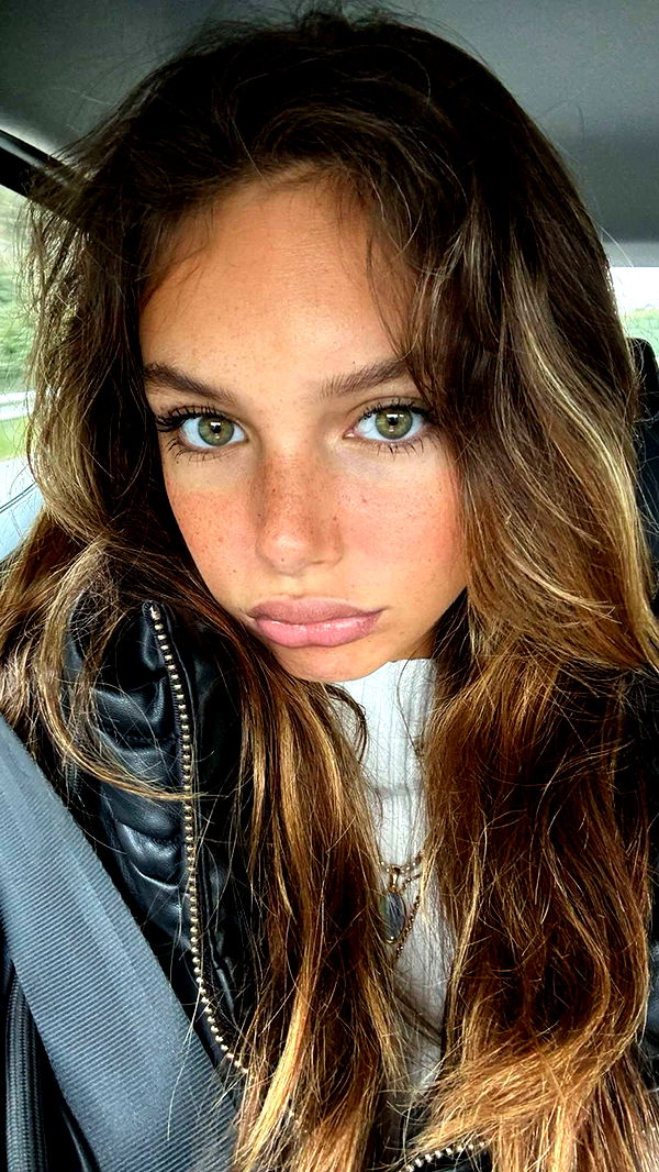 joell_perry image ~ Altpins