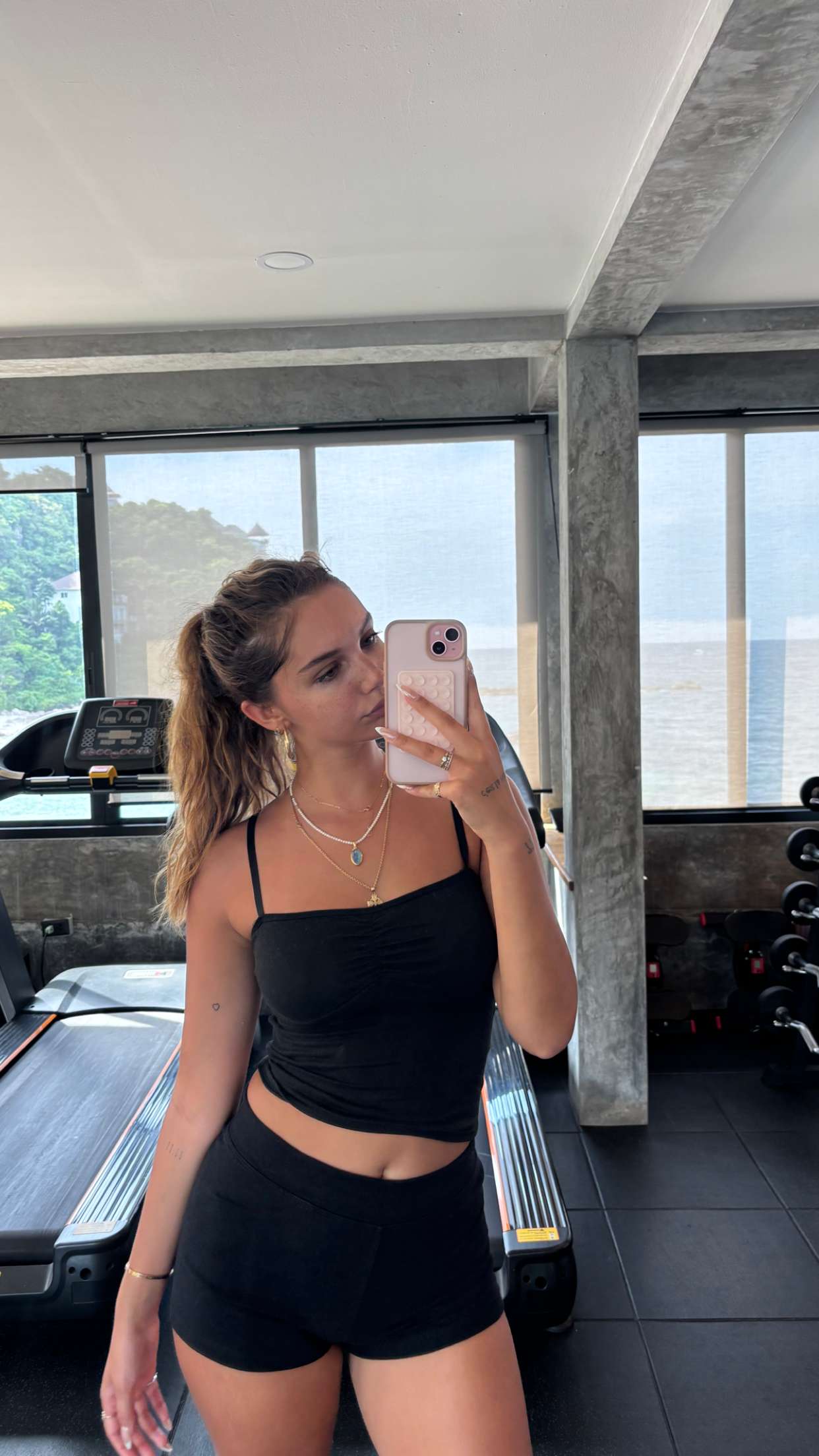 joell_perry snapchat image archive image