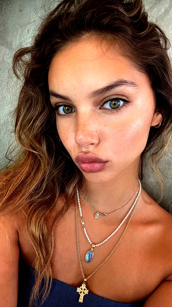 joell_perry image ~ Altpins