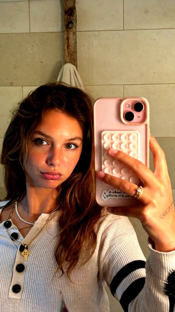 joell_perry image ~ Altpins