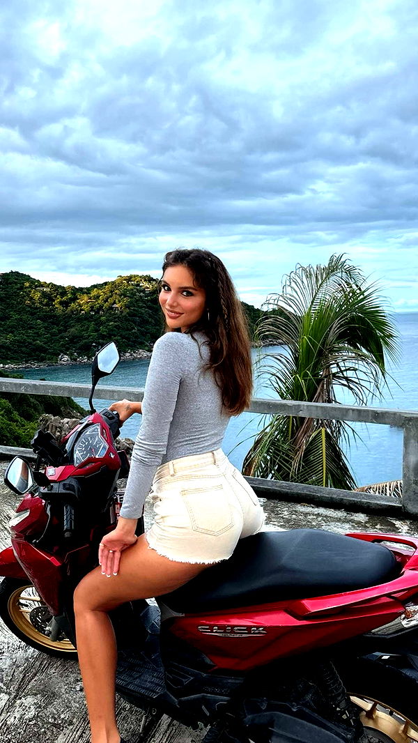 joell_perry image ~ Altpins