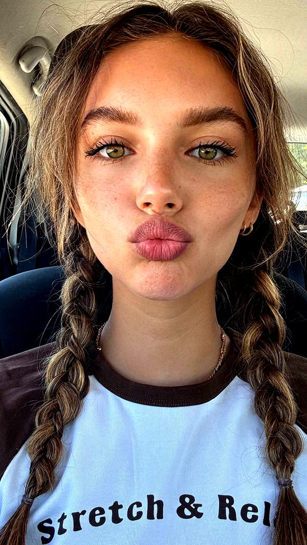 joell_perry image ~ Altpins