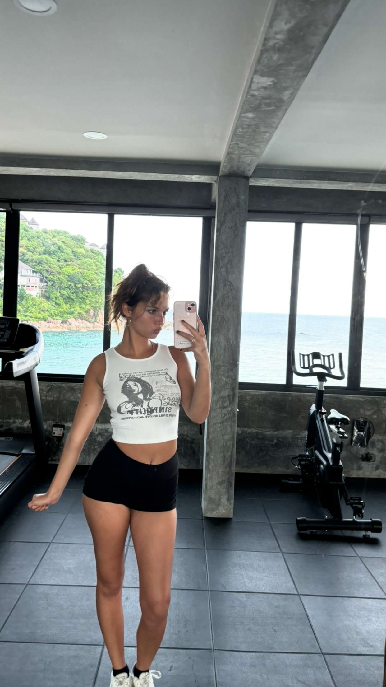 joell_perry snapchat image archive image