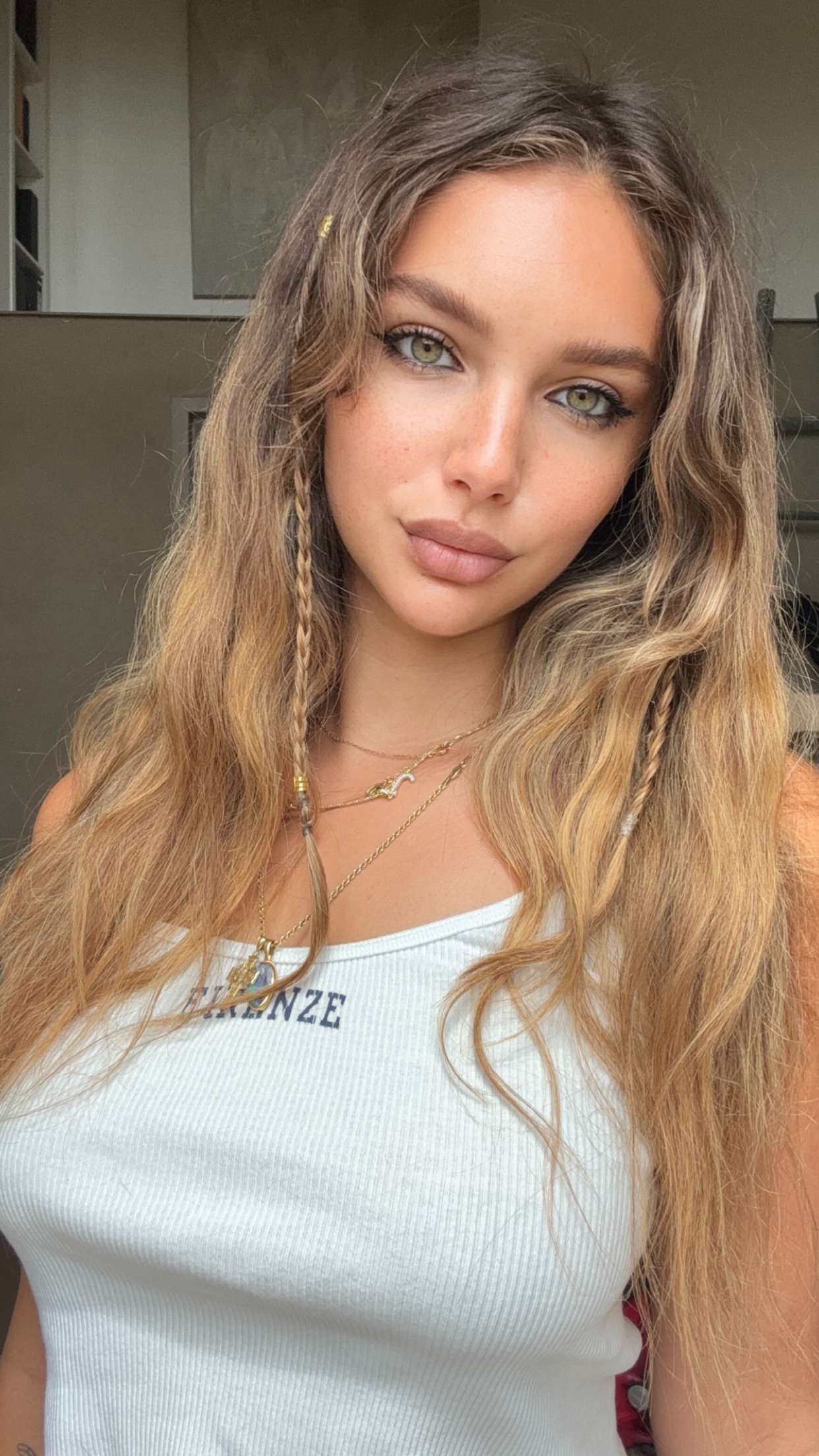 joell_perry snapchat image archive image