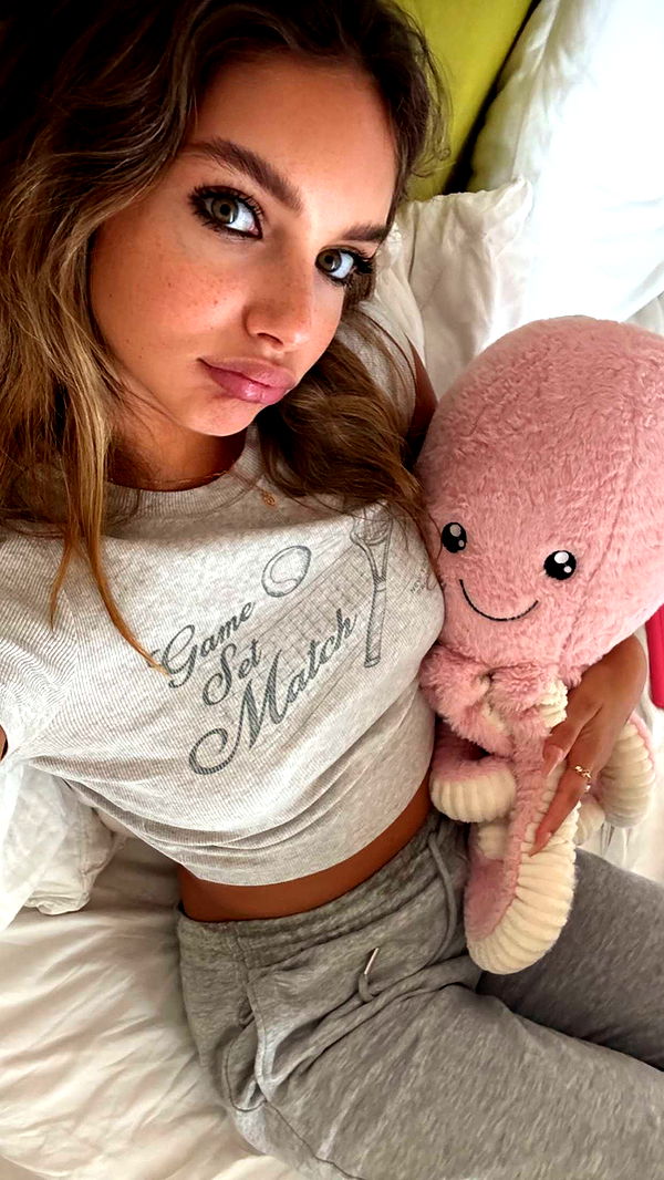 joell_perry image ~ Altpins