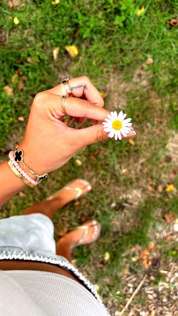 joell_perry image ~ Altpins