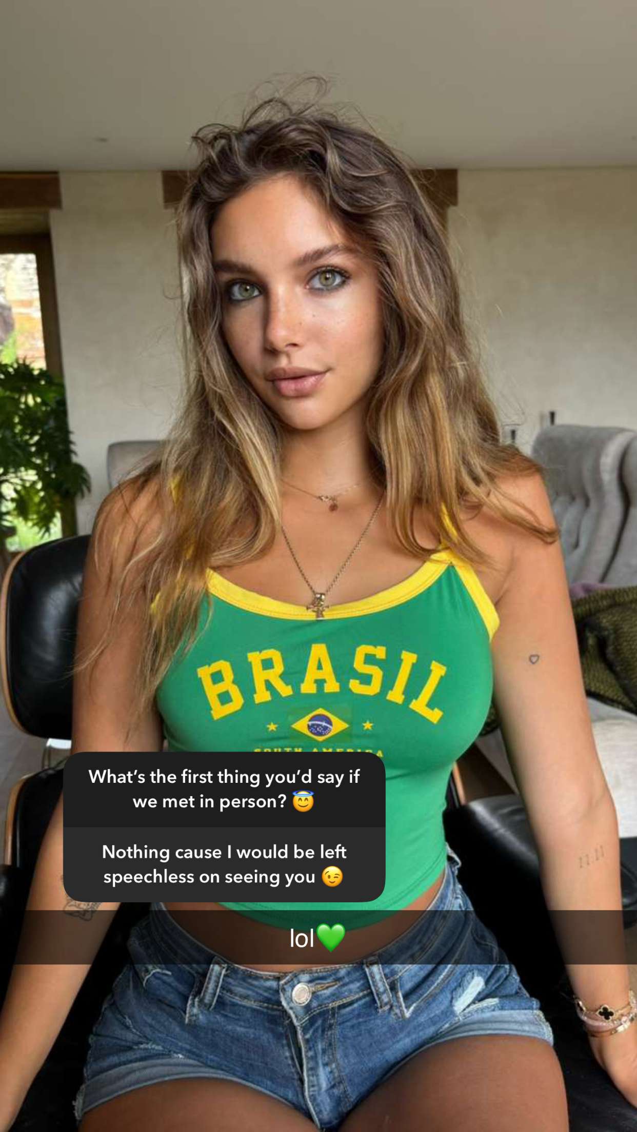 joell_perry snapchat image archive image