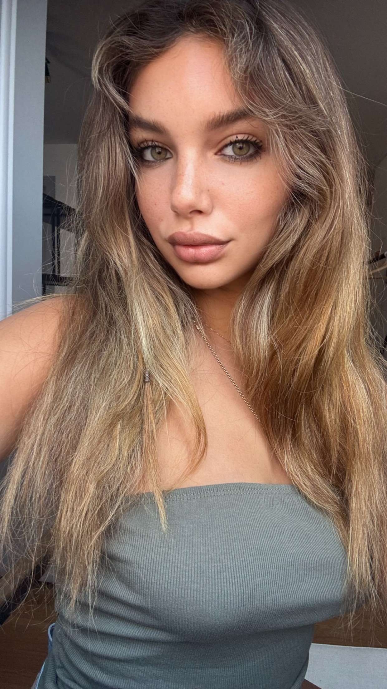 joell_perry snapchat image archive image