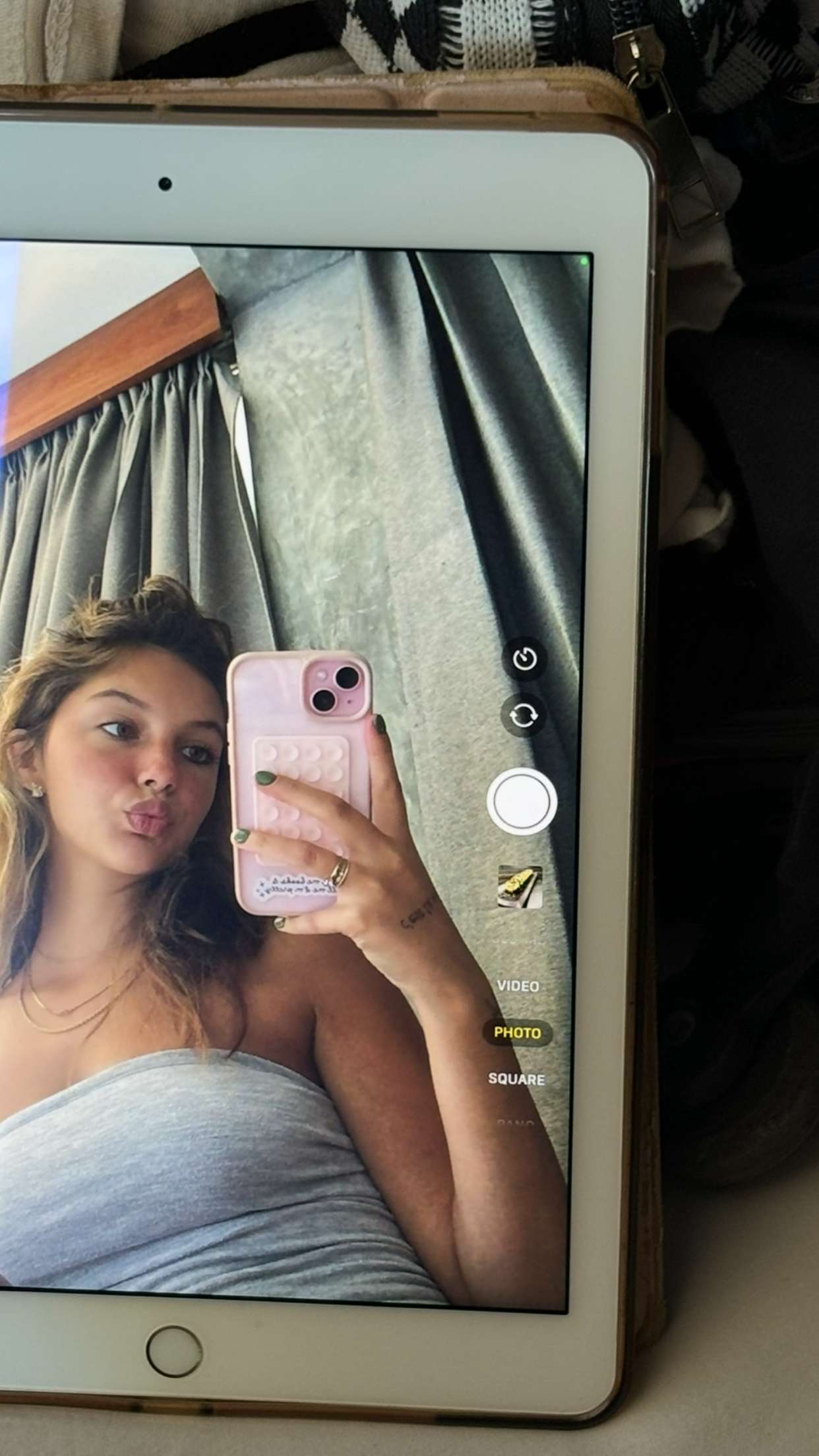 joell_perry snapchat image archive image