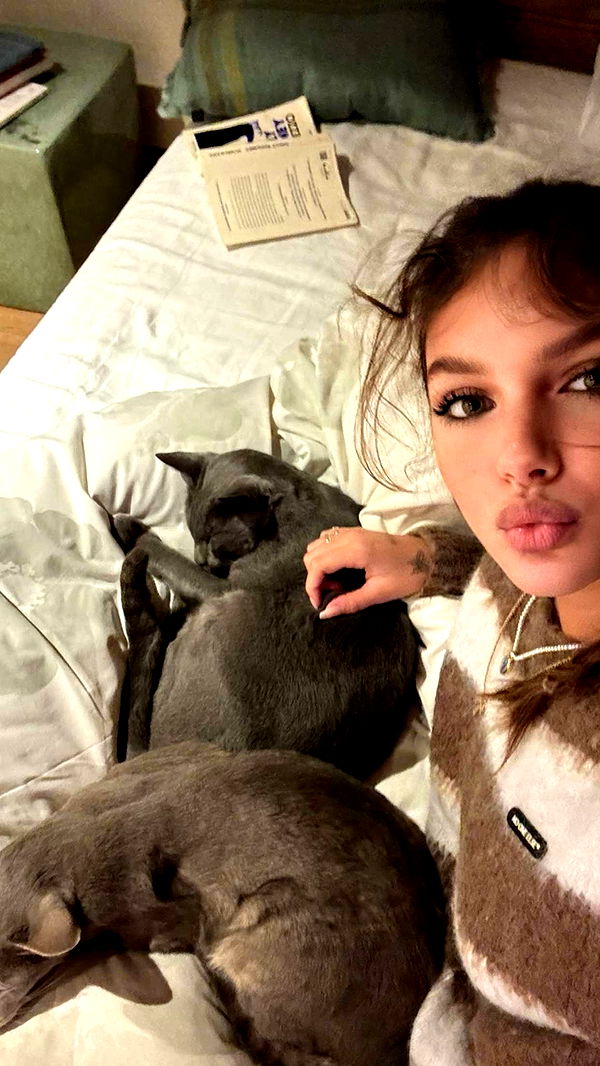 joell_perry image ~ Altpins