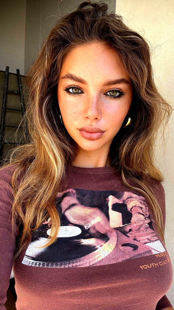 joell_perry image ~ Altpins