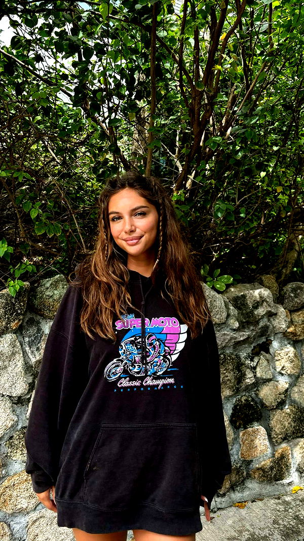 joell_perry image ~ Altpins