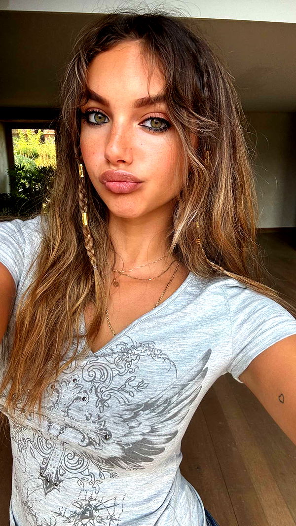 joell_perry image ~ Altpins