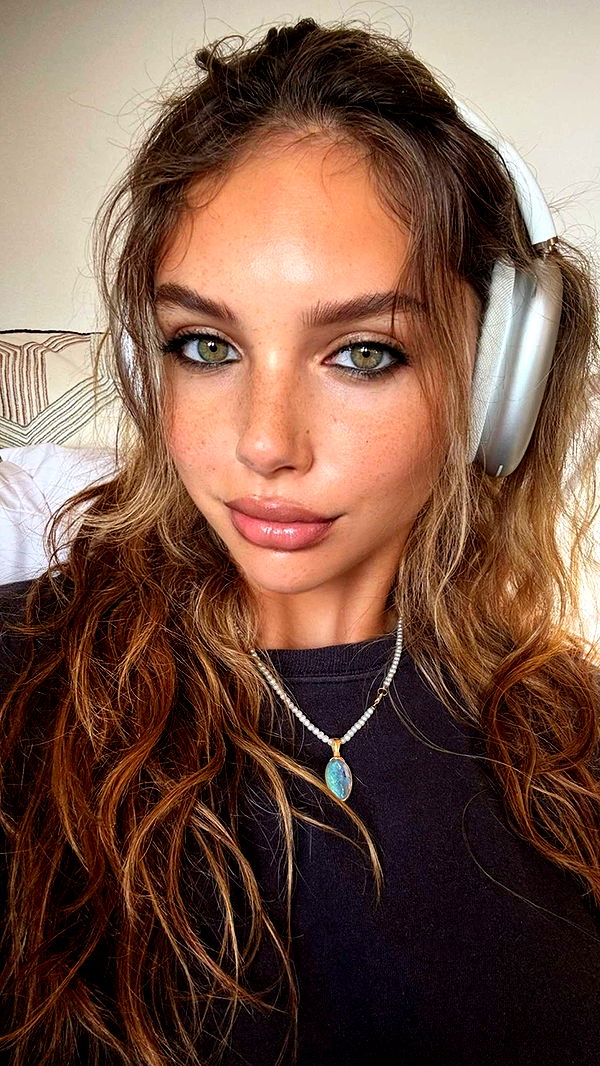 joell_perry image ~ Altpins