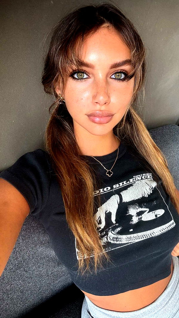 joell_perry image ~ Altpins