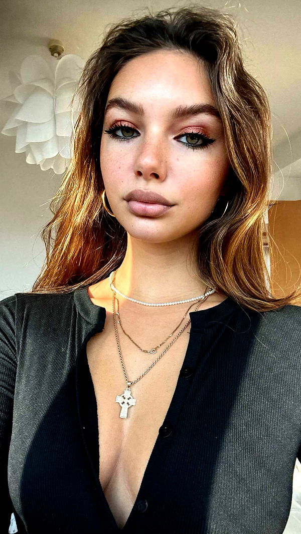 joell_perry image ~ Altpins