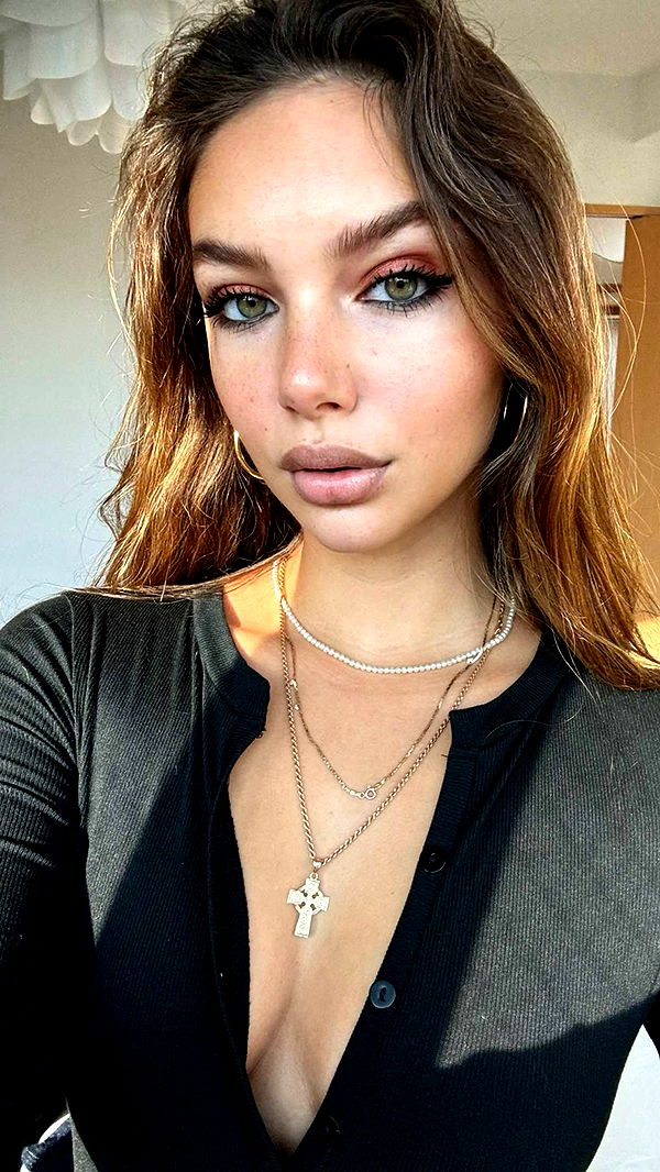 joell_perry image ~ Altpins