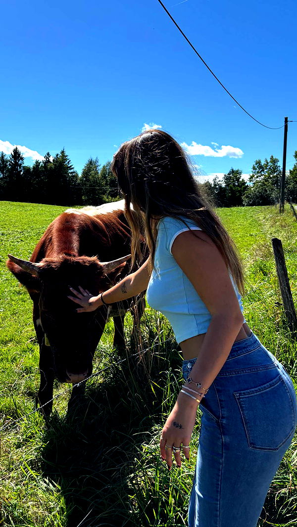 joell_perry image ~ Altpins