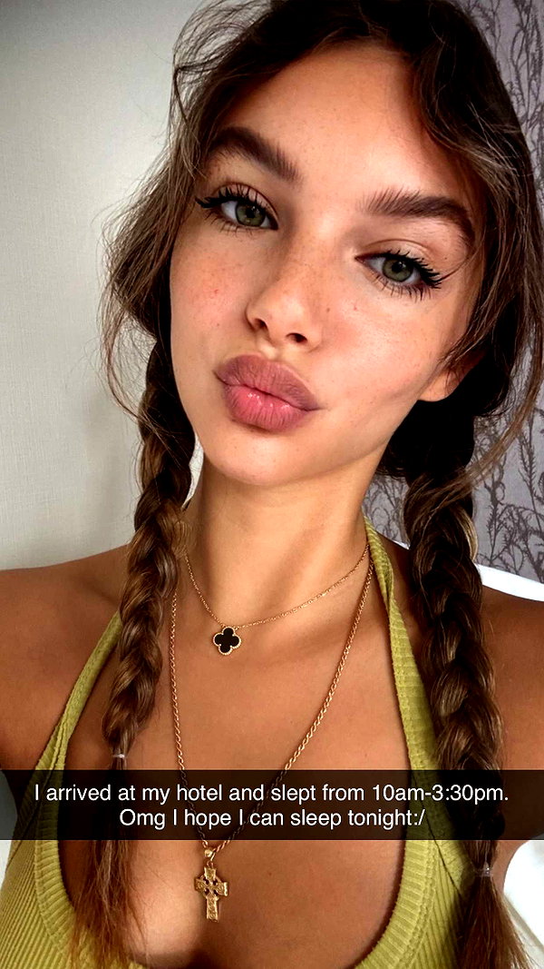 joell_perry snapchat image archive image