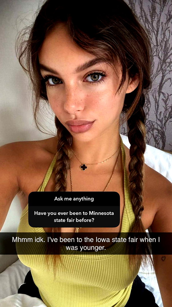 joell_perry snapchat image archive image
