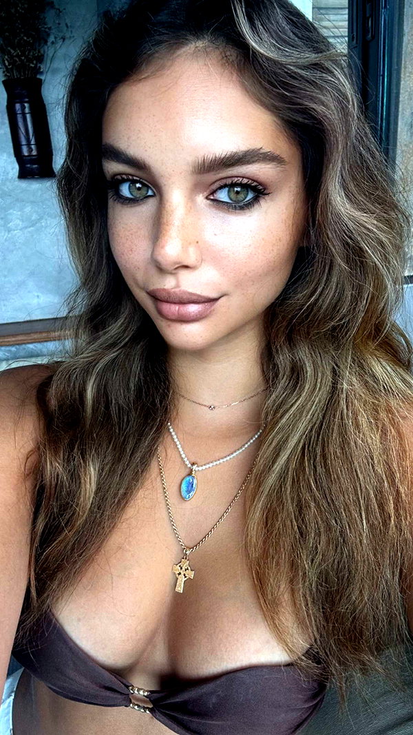 joell_perry snapchat image archive image