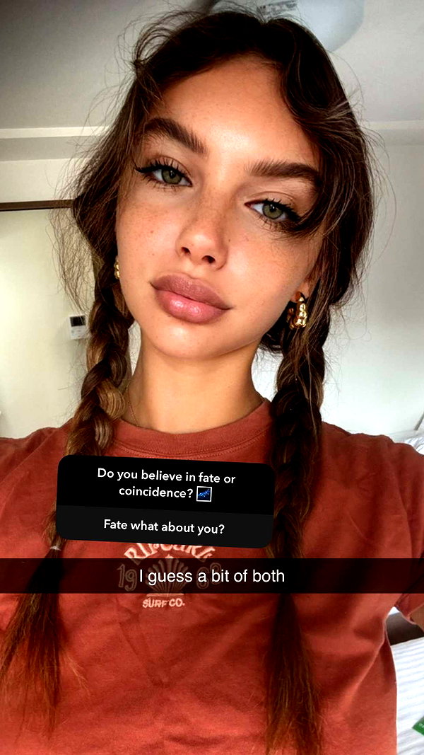 joell_perry snapchat image archive image