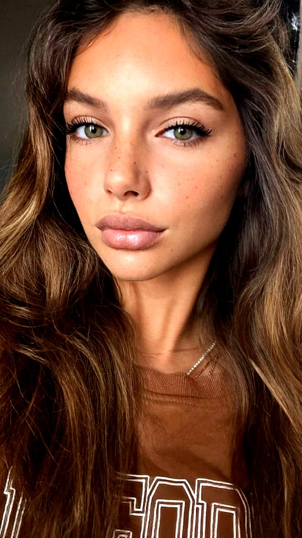 joell_perry snapchat image archive image