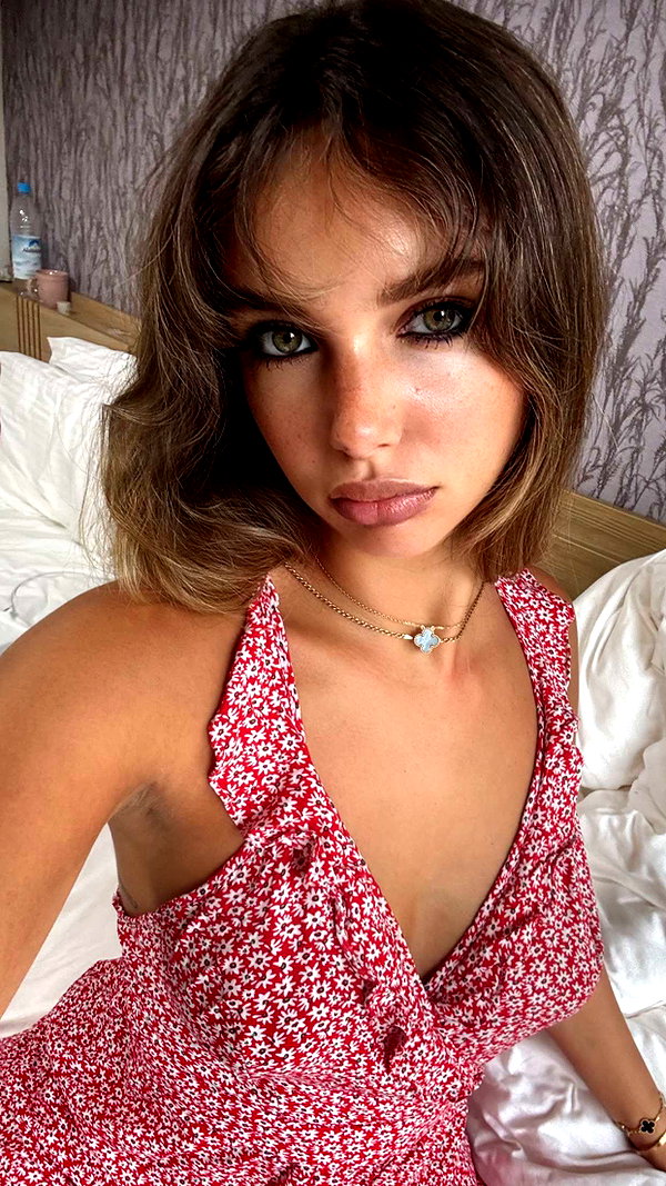 joell_perry snapchat image archive image