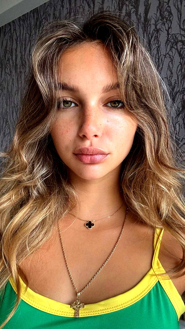 joell_perry snapchat image archive image