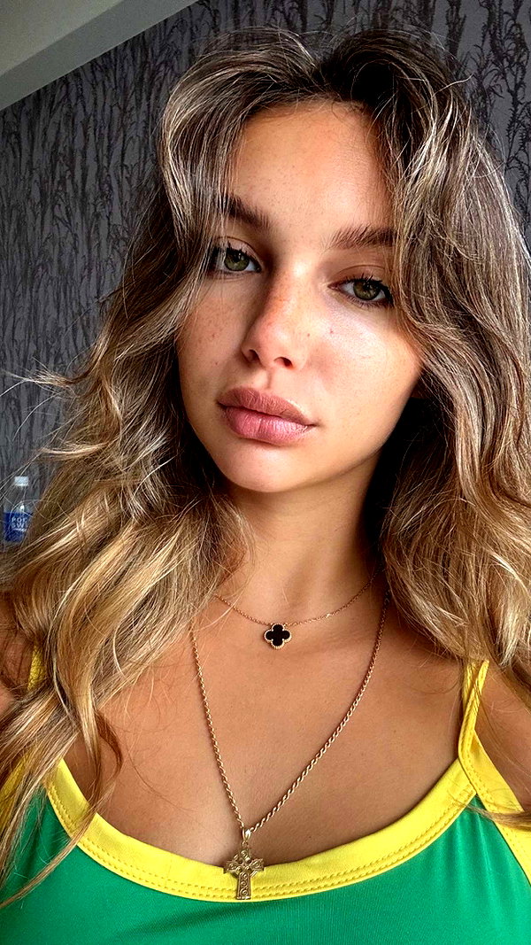 joell_perry snapchat image archive image