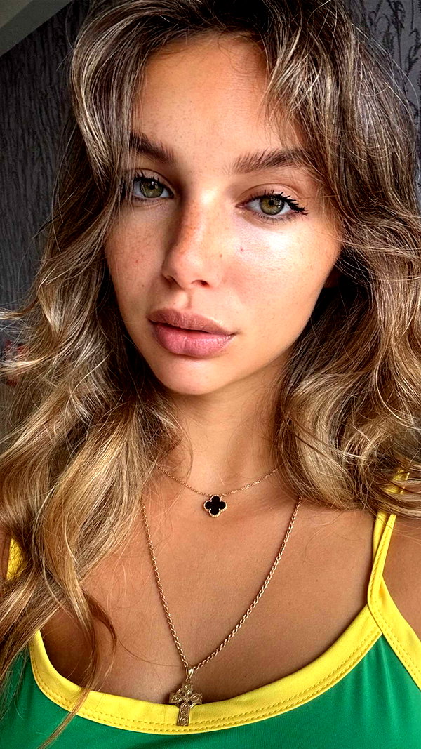 joell_perry snapchat image archive image