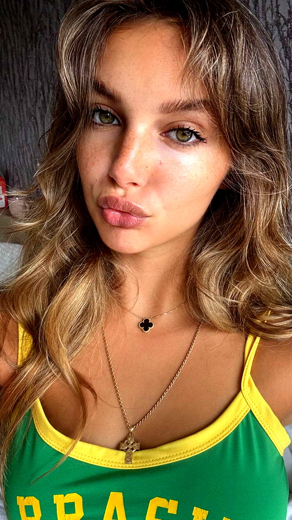 joell_perry snapchat image archive image