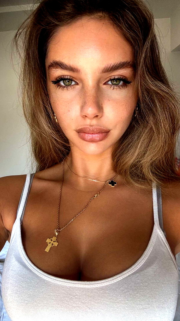 joell_perry snapchat image archive image