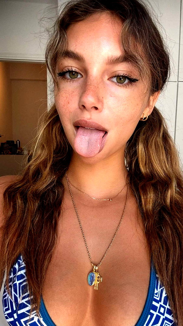 joell_perry snapchat image archive image