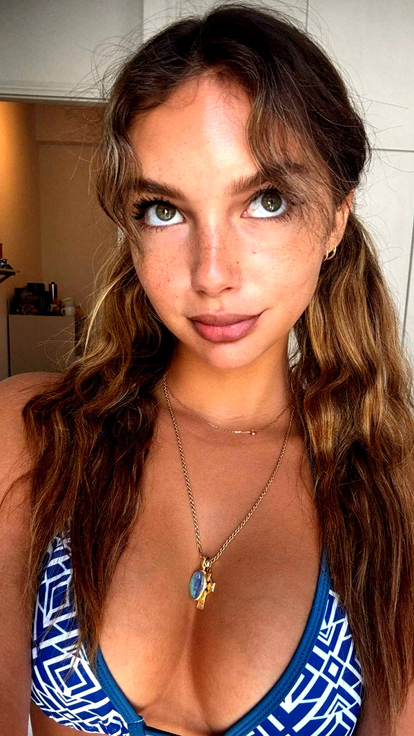 joell_perry snapchat image archive image