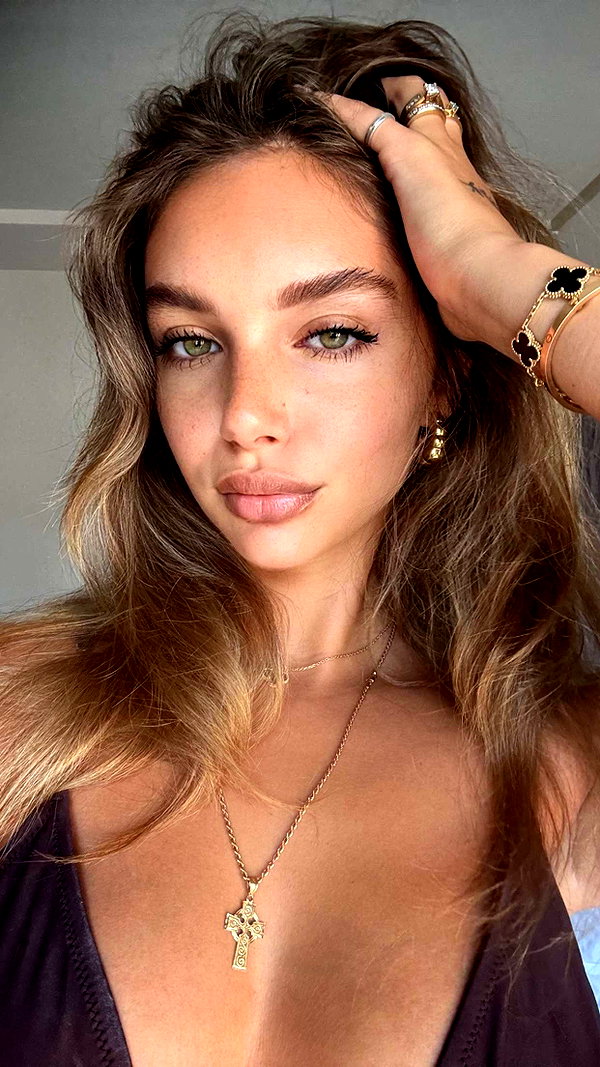 joell_perry snapchat image archive image
