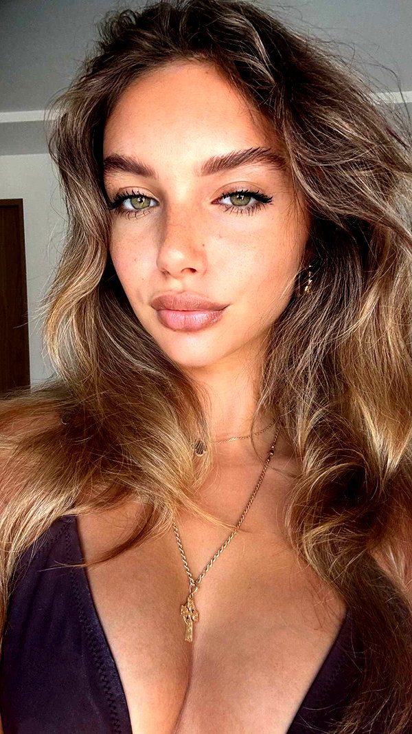 joell_perry snapchat image archive image