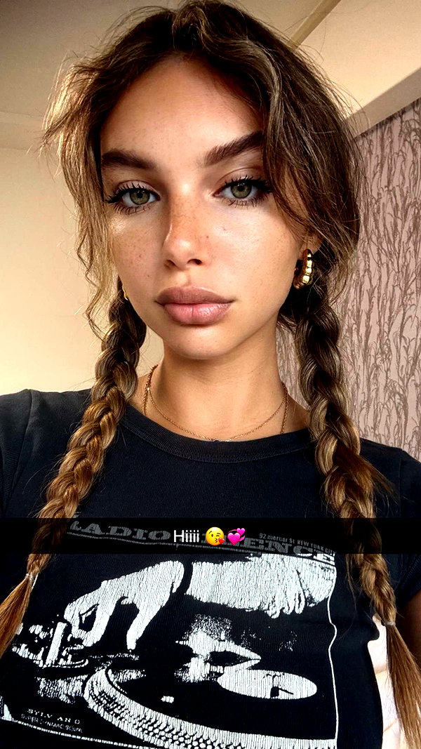 joell_perry snapchat image archive image