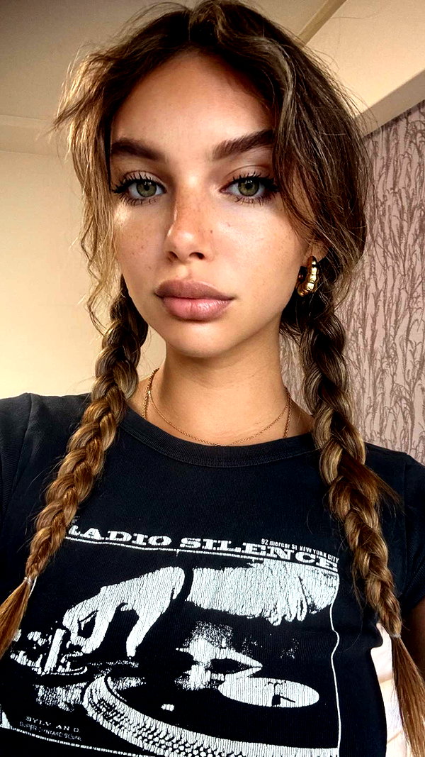 joell_perry snapchat image archive image