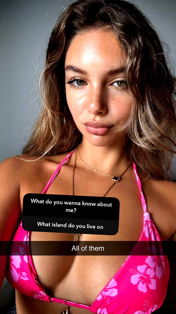 joell_perry snapchat image archive image