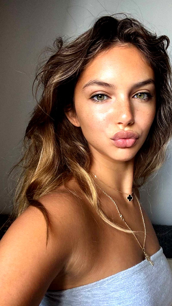 joell_perry snapchat image archive image
