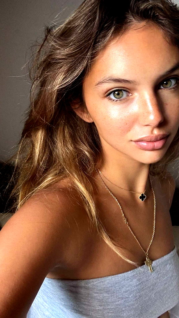 joell_perry snapchat image archive image