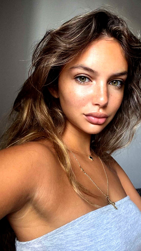 joell_perry snapchat image archive image