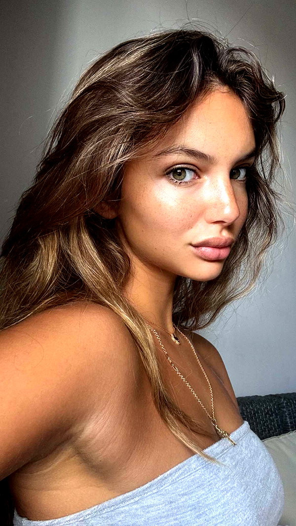 joell_perry snapchat image archive image